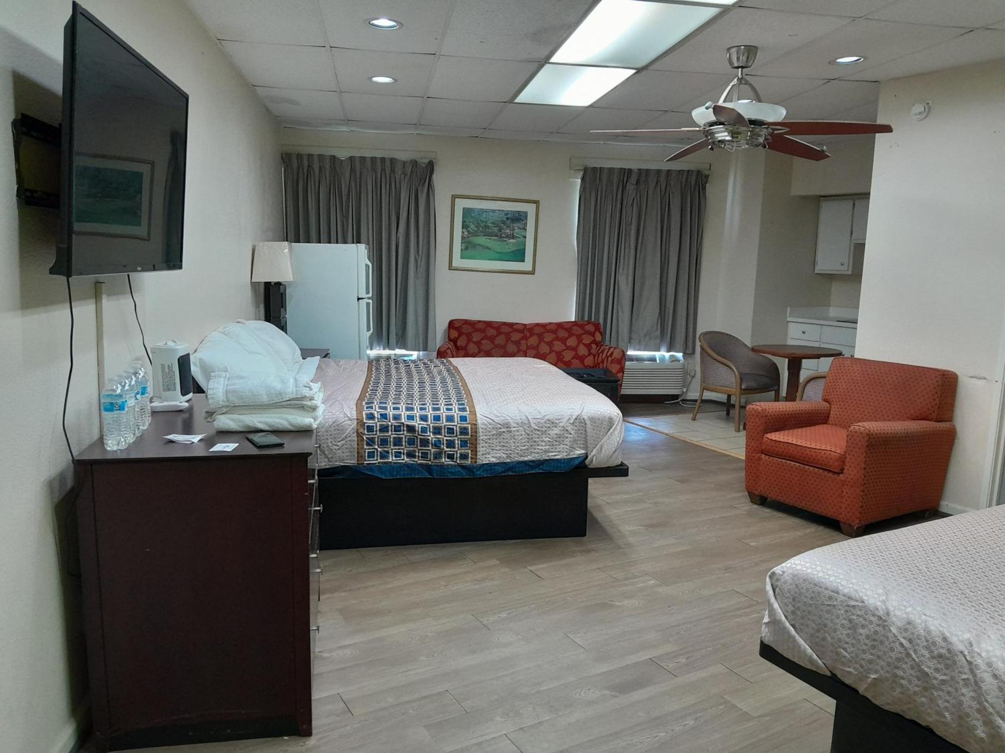 Zainee Inc Budgetel Inn And Suites Огаста Экстерьер фото
